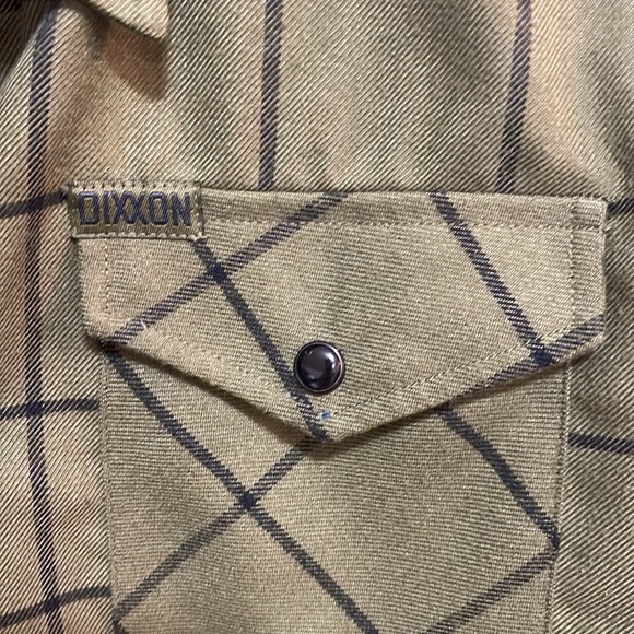 Women’s Dixxon Bodie Flannel. - Picture 4 of 5